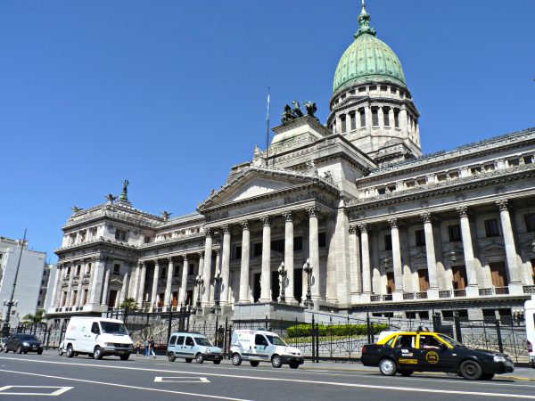 Argentina formaliza plan nacional contra el cambio climático que lleva a COP22