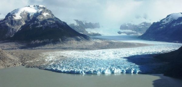 Estudian glaciares con teledetección para identificar efectos del cambio climático