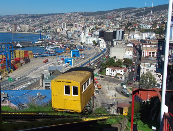 Valparaíso: Expertos proponen estrategias para prevenir daños por cambio climático