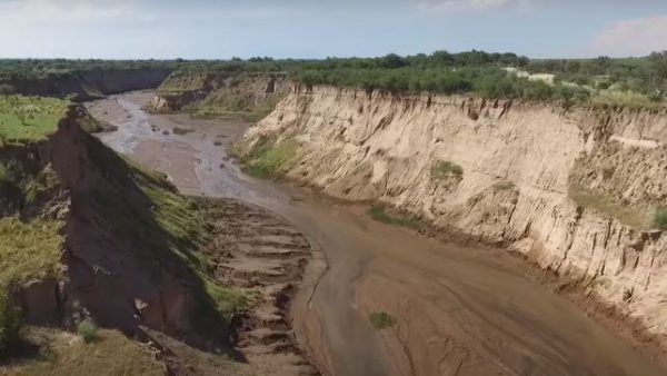 Aparecen nuevos ríos en Argentina por la deforestación y el cambio climático