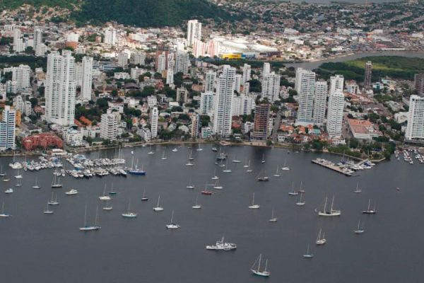 Francia presta a Colombia US$230 millones para combatir cambio climático