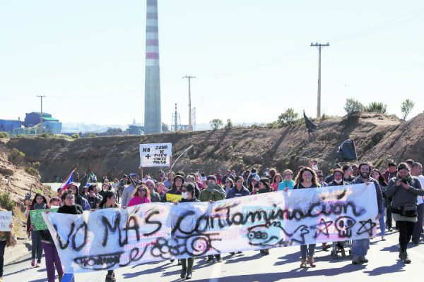 Termoeléctrica, refinerías y terminal de gas: Cuáles son las fuentes más contaminantes en Quintero y Puchuncaví